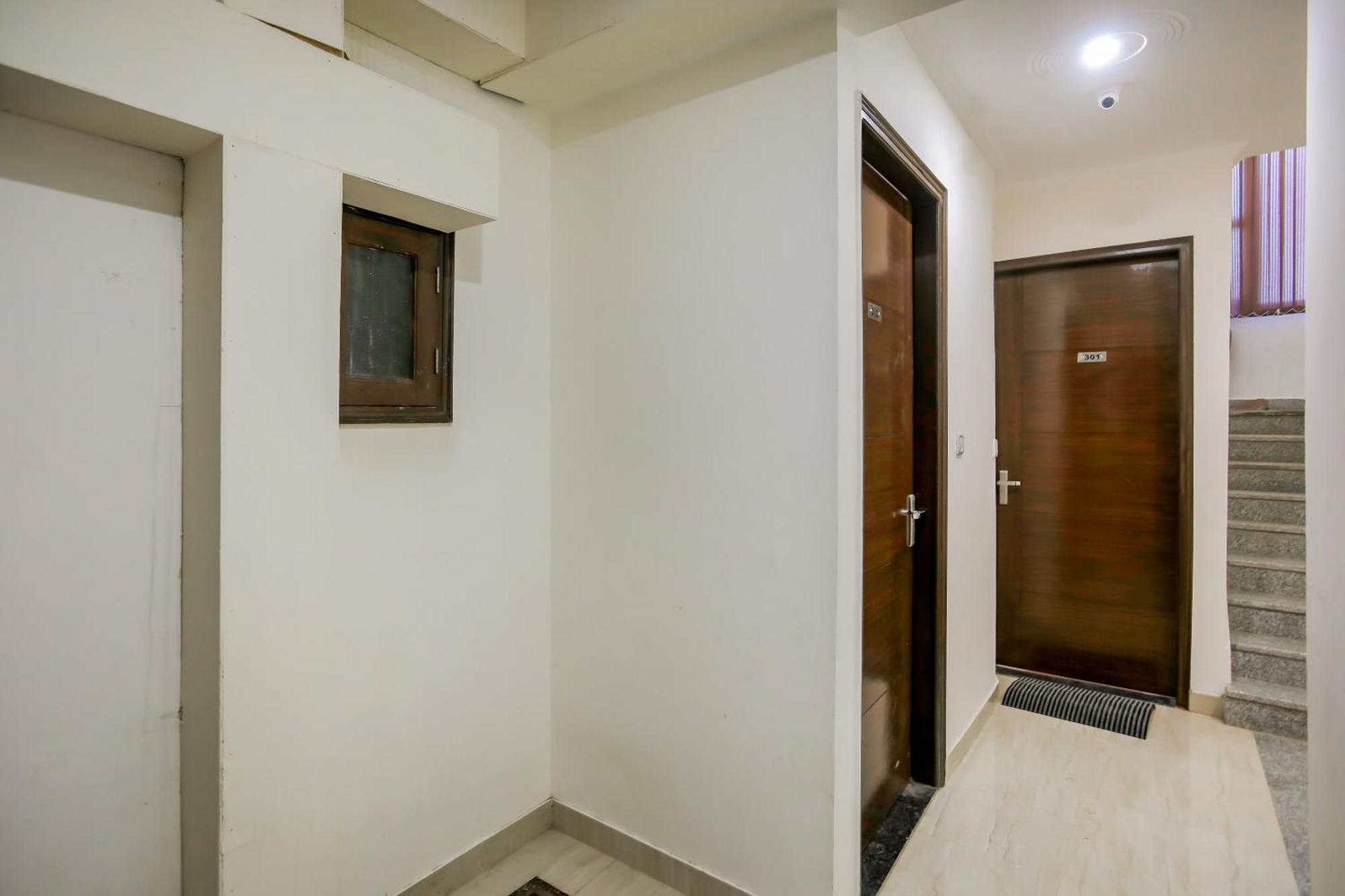 Hotel O Mahipalpur Extension Near Airport New Delhi Eksteriør billede